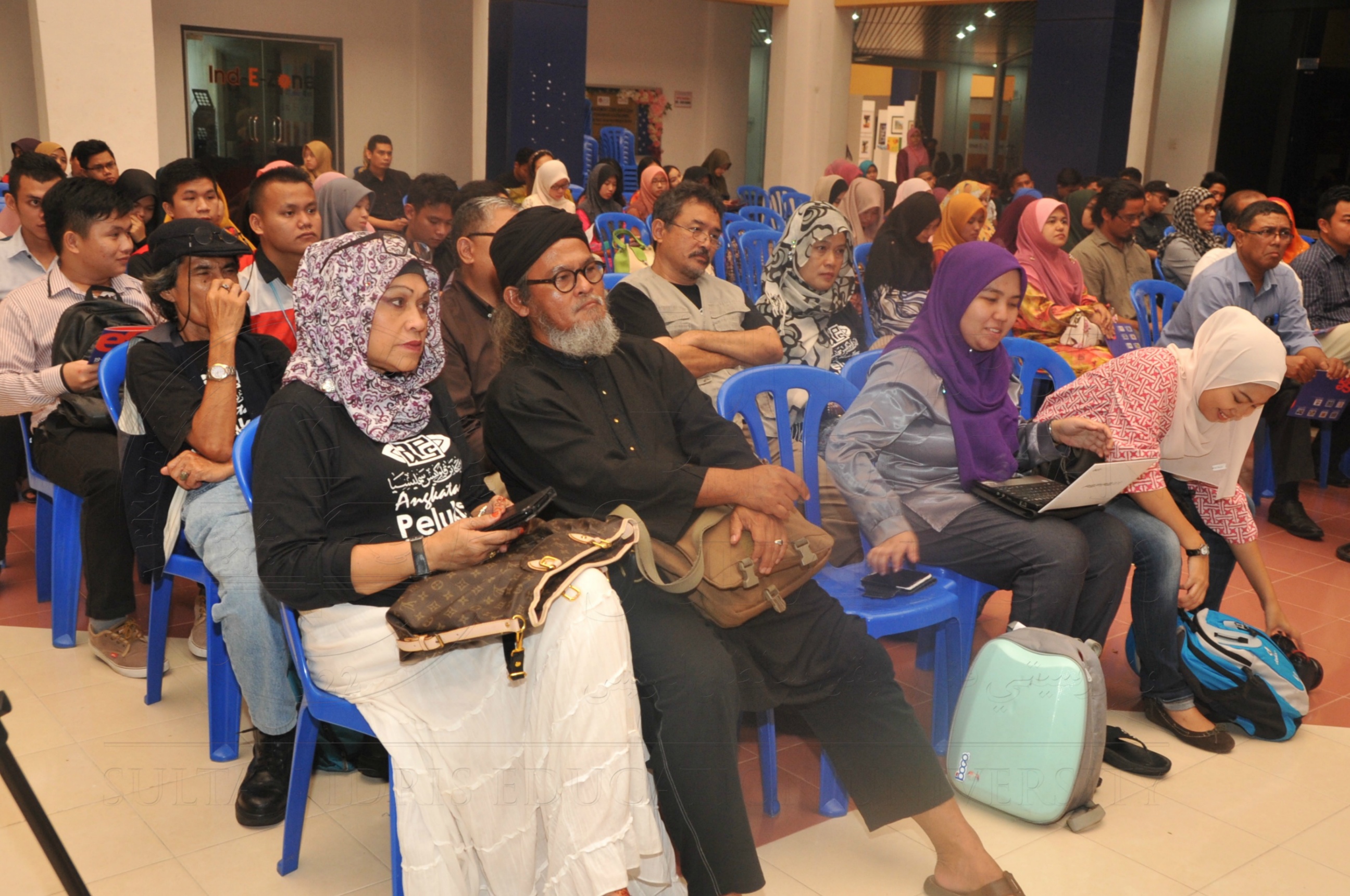 PRO15 173 ESE HAS 2258